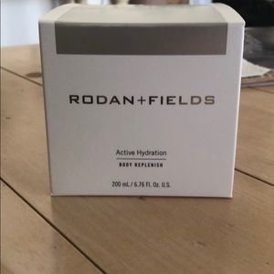 ACTIVE HYDRATION BODY REPLENISH